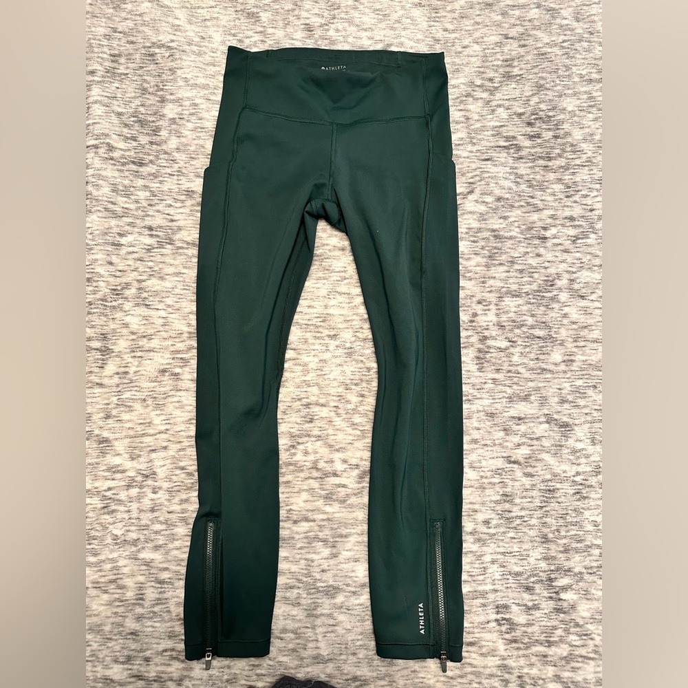 Athleta Ultimate Run 7/8 Tight - Small
